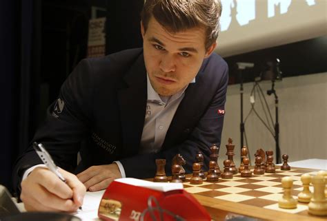 what is magnus carlsen chess rating